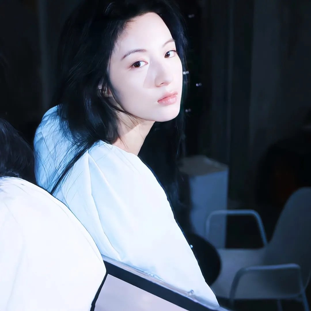 女人藏身的森林